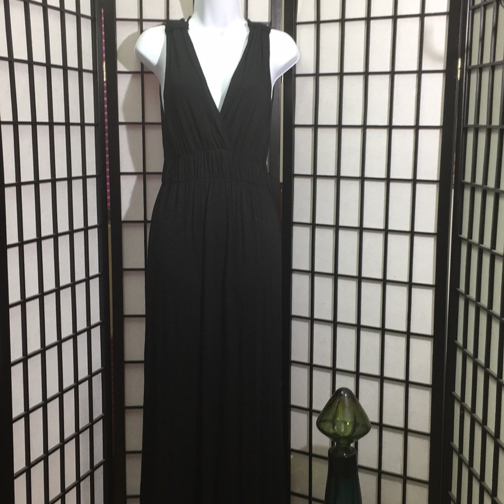 ISSI Maxi Dress Size M